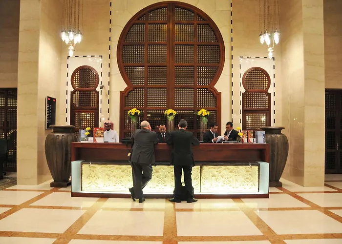 كراون بلازا